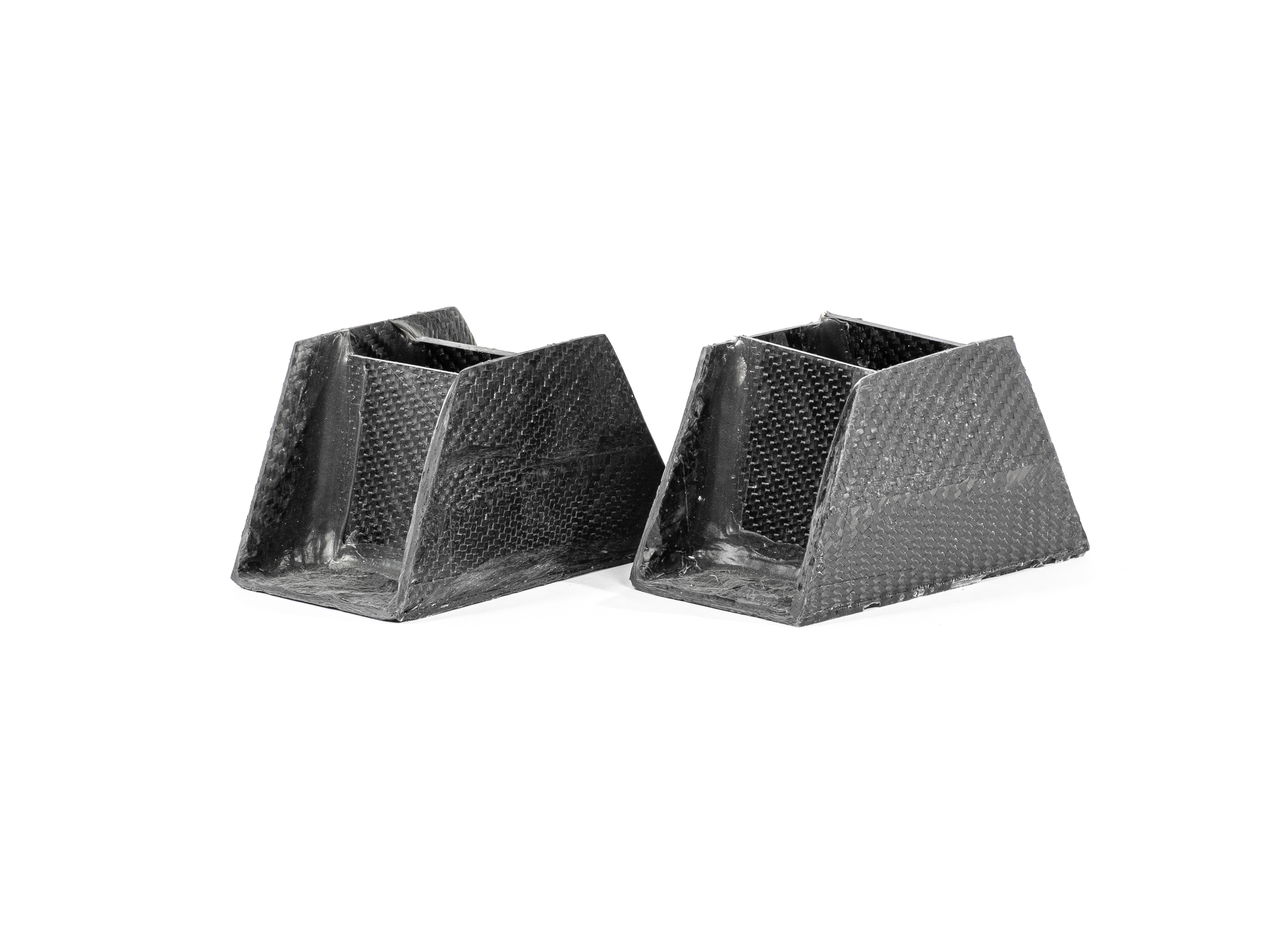 BMW E30 FL Heckstoßstange Pralldämpfer Ersatz aus Carbon Seite
