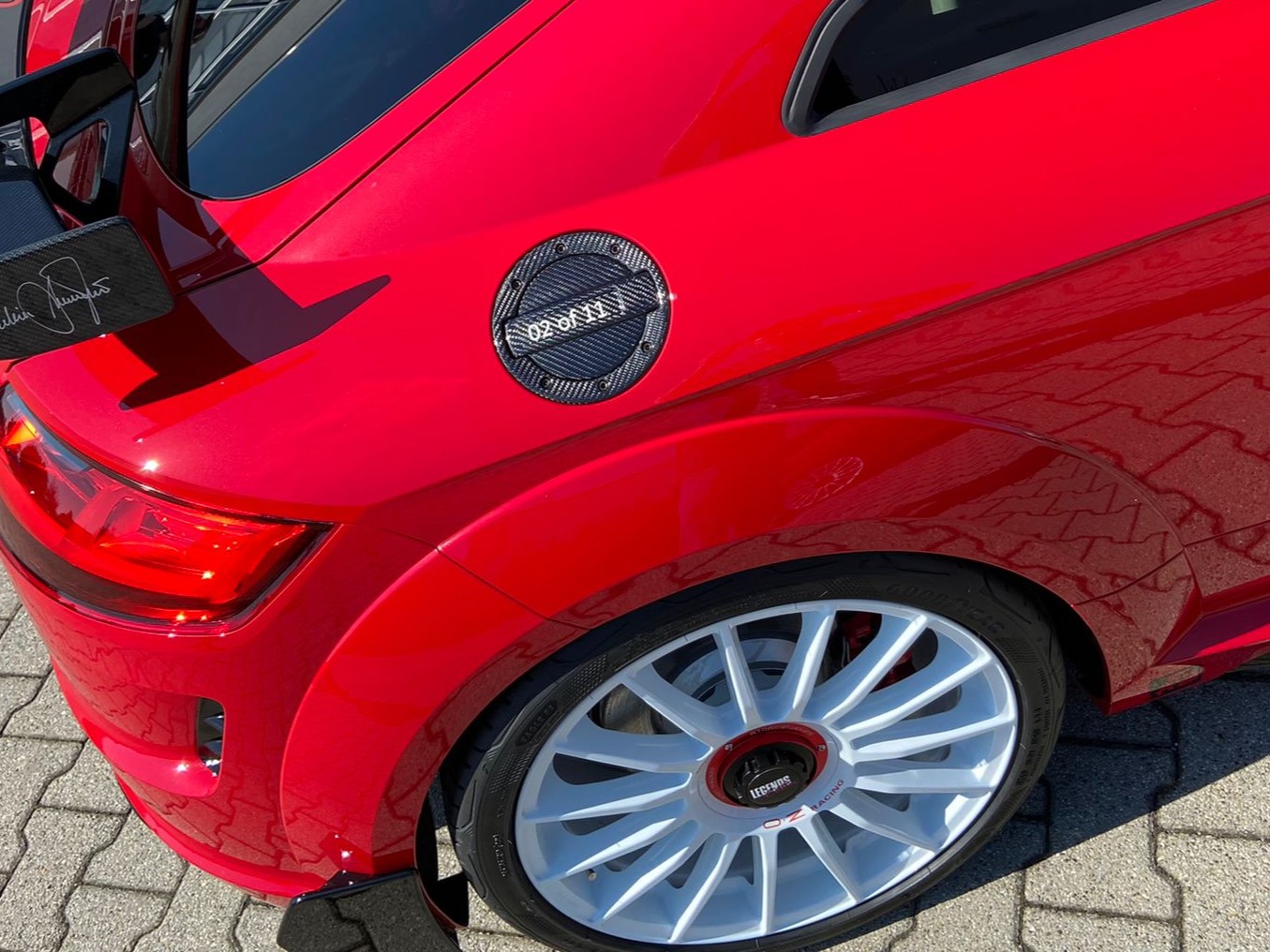 Sichtcarbon Tankdeckel passend für Audi TT/TTS/TTRS 8S/FV