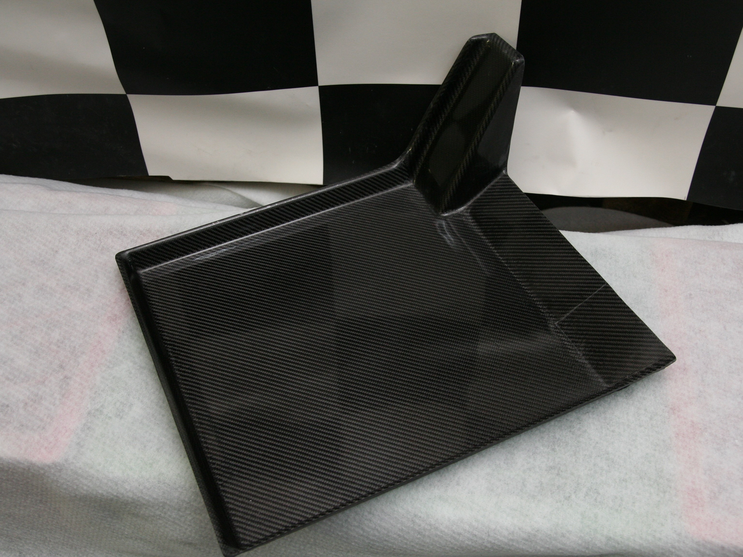 Carbon Fußraumwanne / kurze Fahrer-Fußstütze - Universal