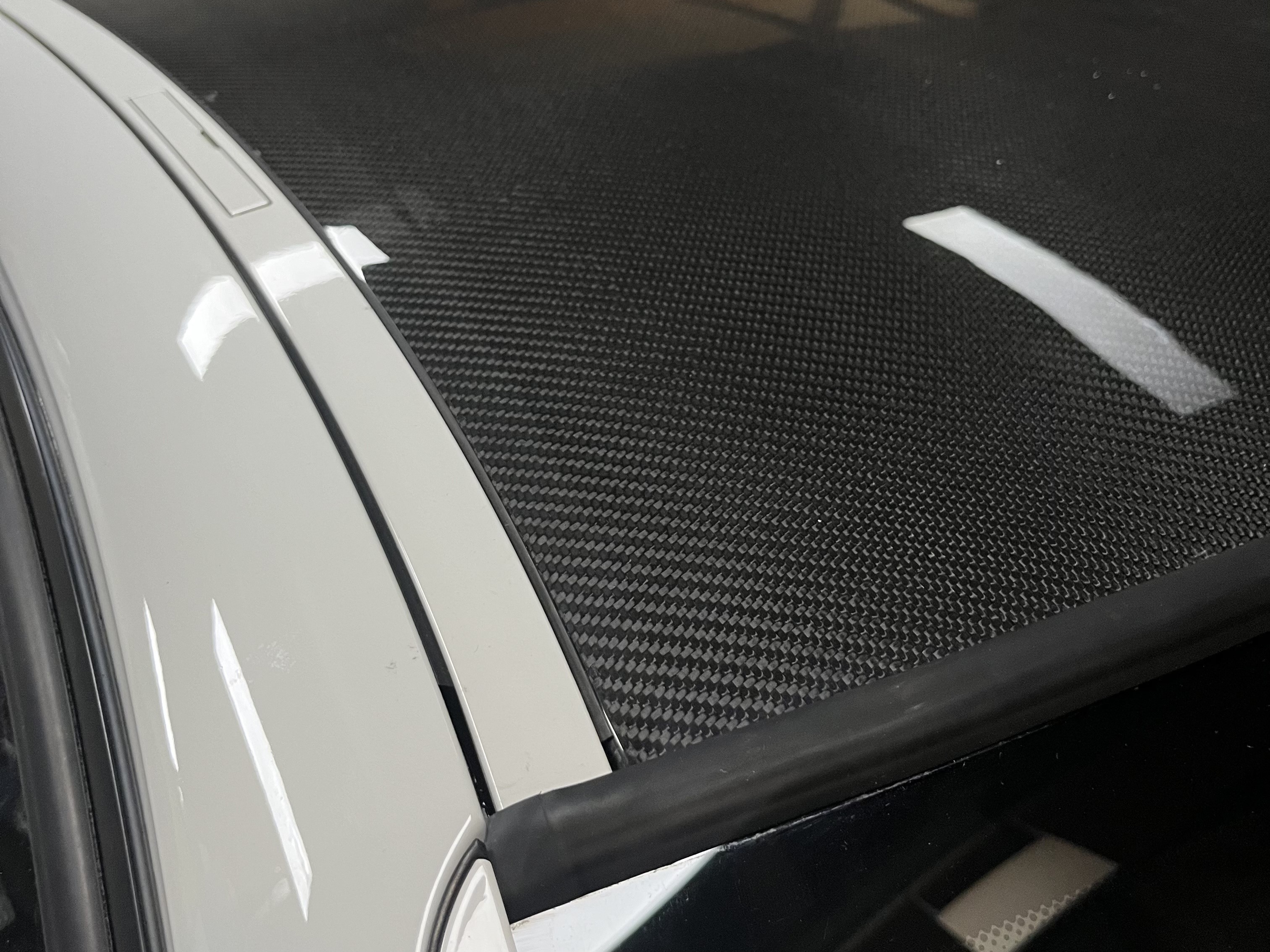 Carbon Dach passend für BMW E90 & E90 M3 Limousine – Sandwichbauweise