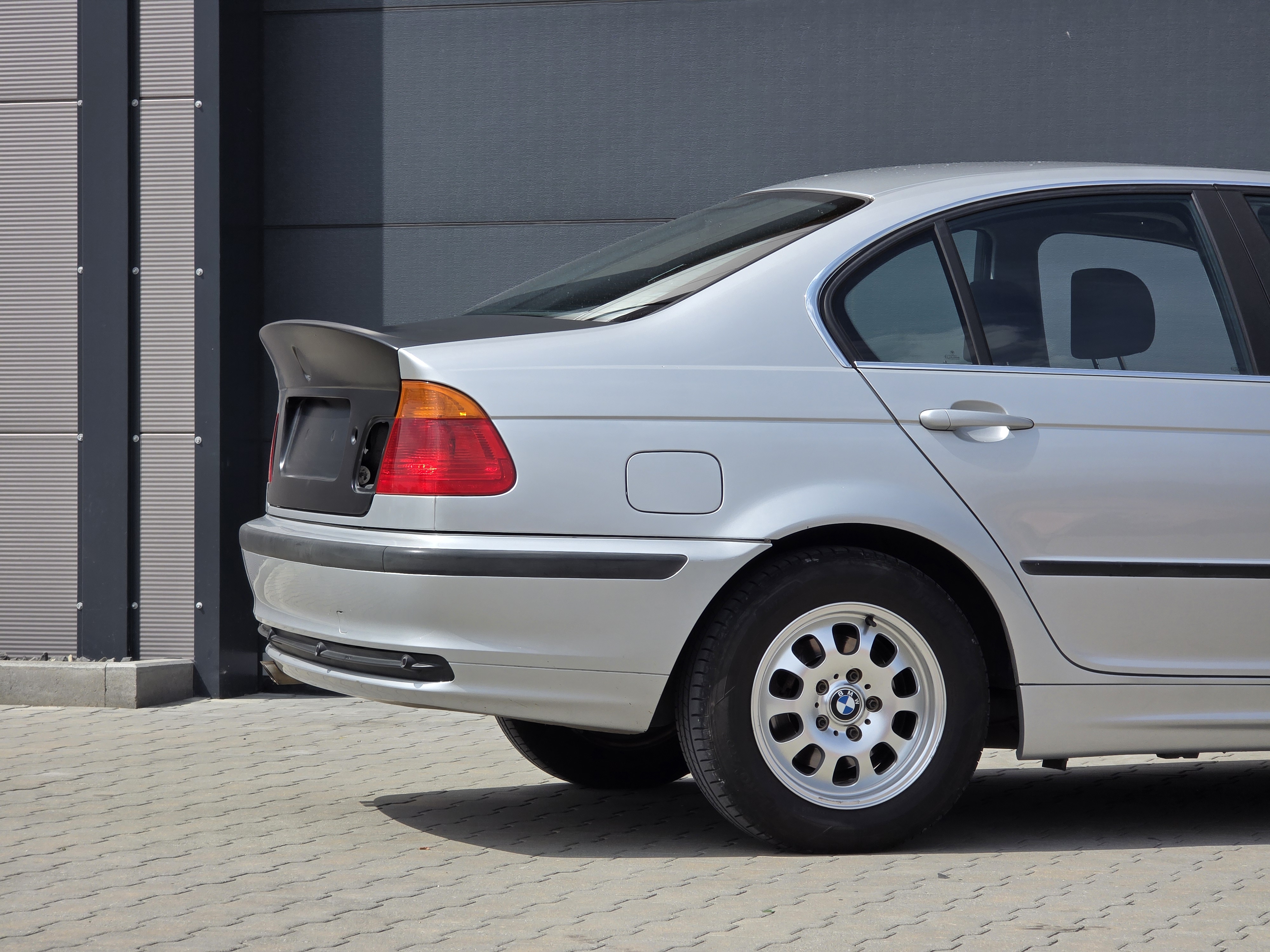 BMW E46 Limo CSL Heckklappe hinten seite