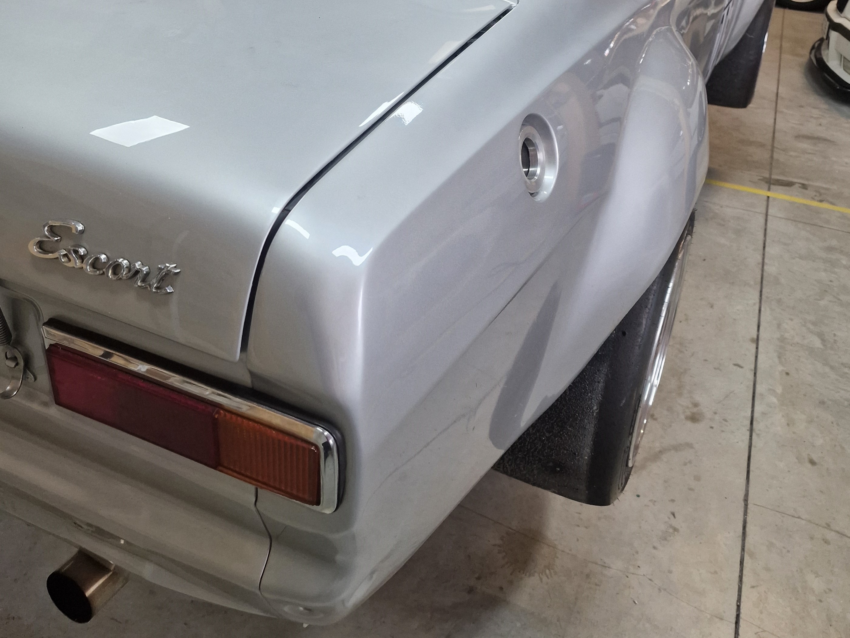 Carbon Kotflügelverbreiterungen Set (hinten) passend für Ford Escort Mk1