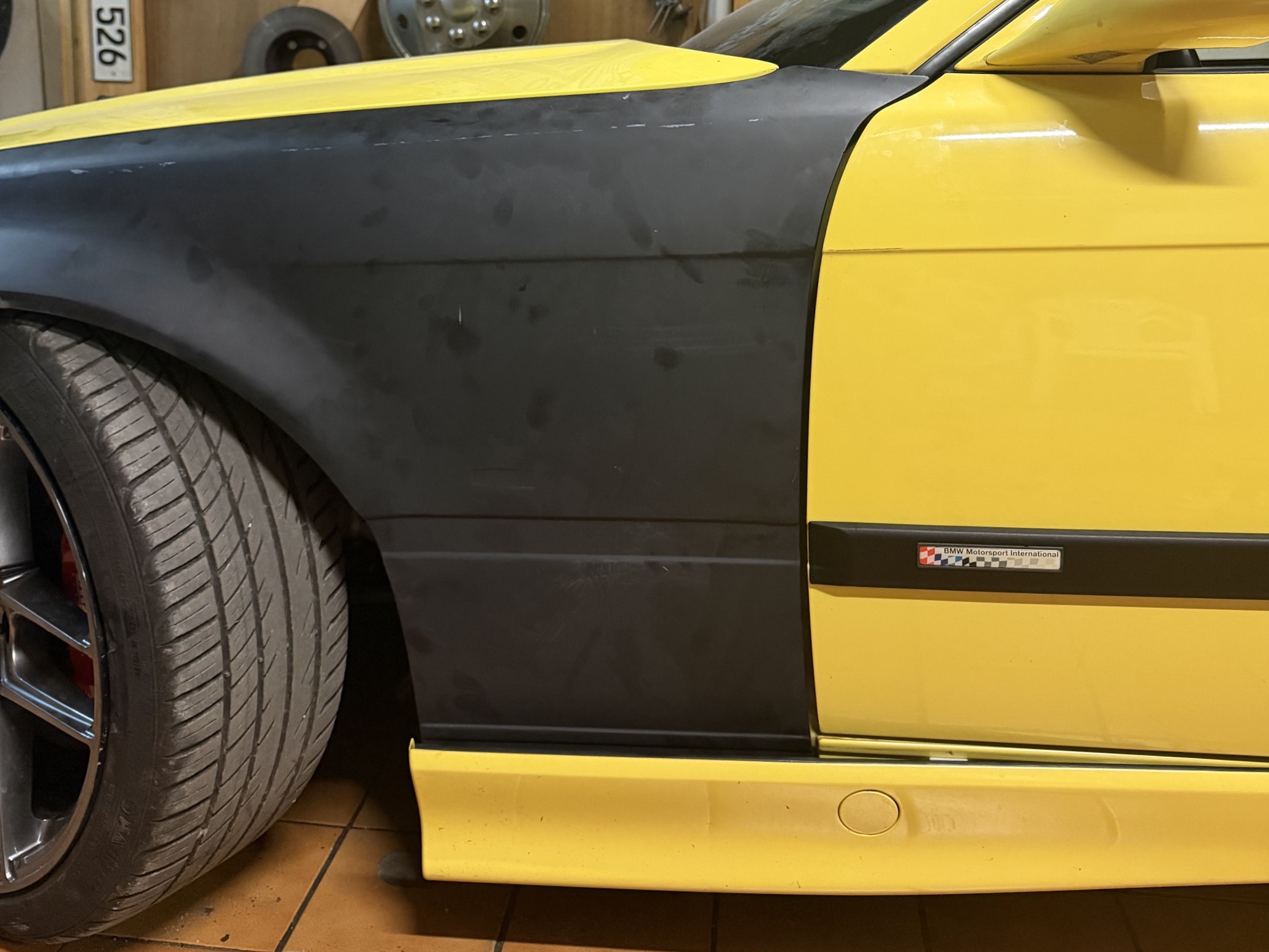 GFK-UP Kotflügel Set passend für BMW E36 — ca. 15 mm breiter