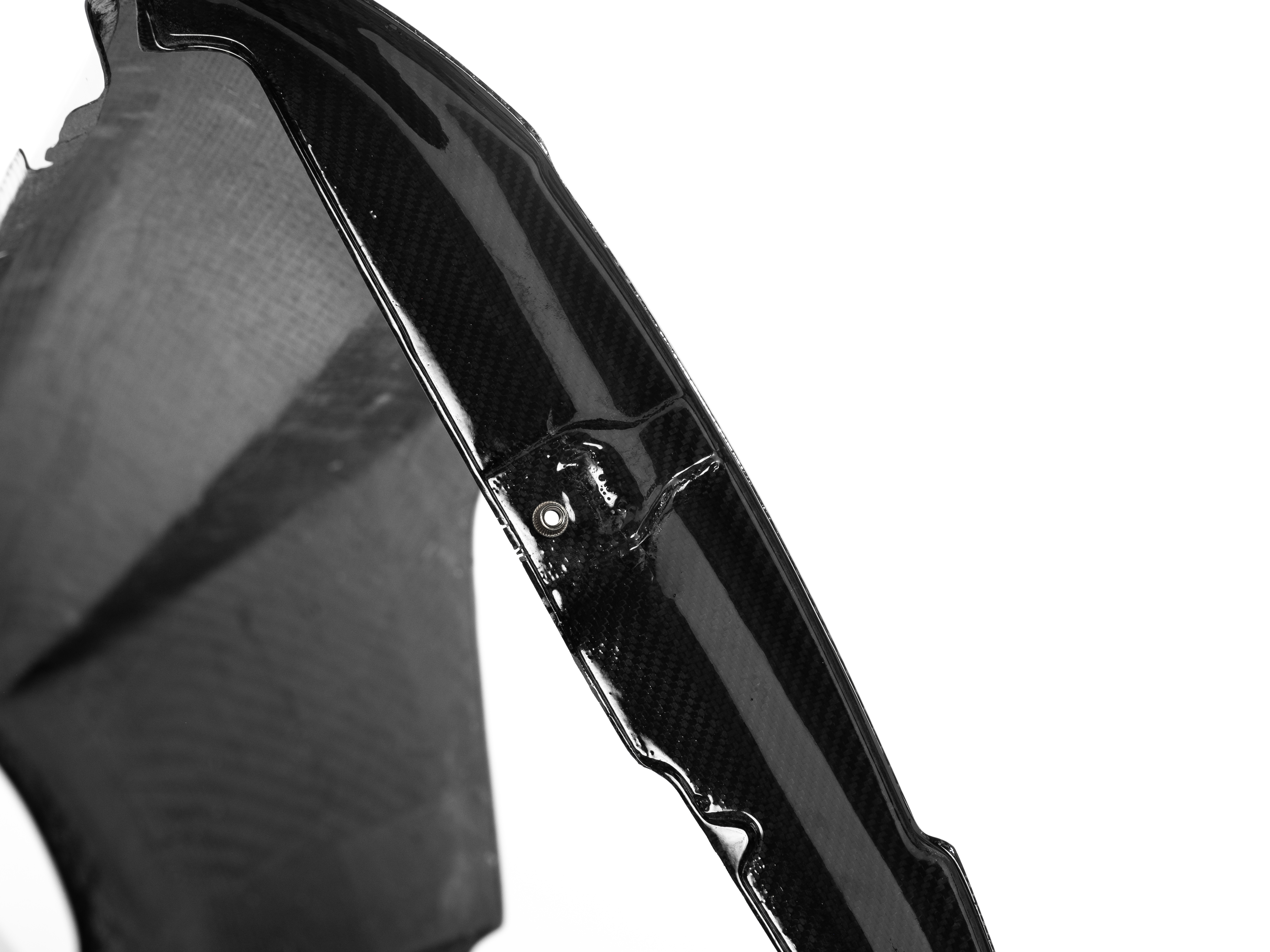 Carbon EVO-Style Serienkotflügel passend für BMW E30 M3 - Federleichte CFK-Bauteile